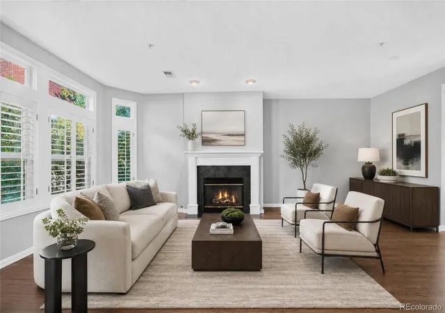 Photo 3 of Condo for sale at 31 Jackson St #F, Denver, CO 80206 | MLS# 2255535 | Listing updated on 2026-10-29