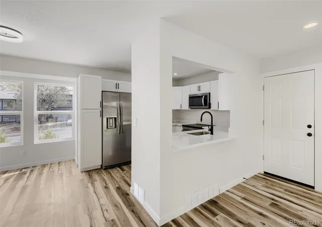 Photo 4 of Single family home for sale at 3961 S Helena St, Aurora, CO 80013 | MLS# 8021235 | Listing updated on 2026-10-23