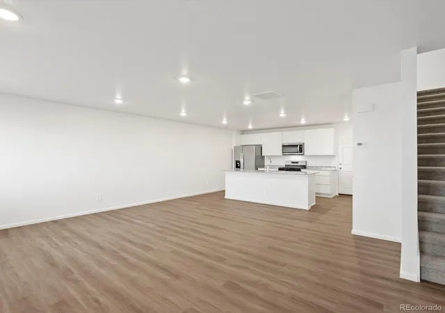 Photo 1 of Townhouse for sale at 6539 N Netherland St, Aurora, CO 80019 | MLS# 3586713 | Listing updated on 2026-10-21