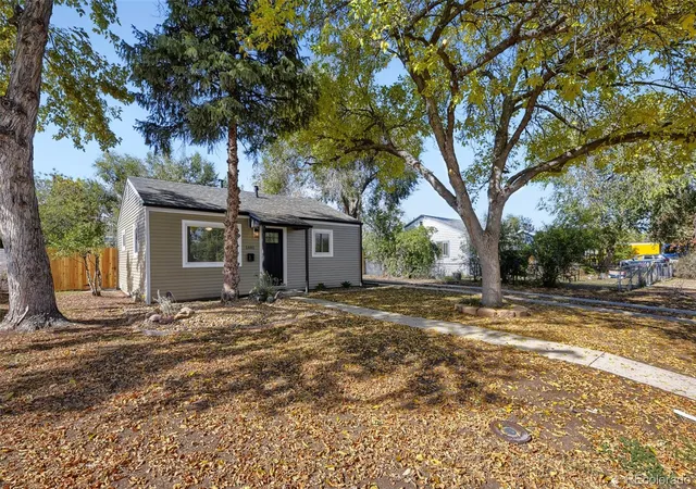 Photo 2 of Single family home for sale at 1481 S Meade St, Denver, CO 80219 | MLS# 3541019 | Listing updated on 2026-10-23