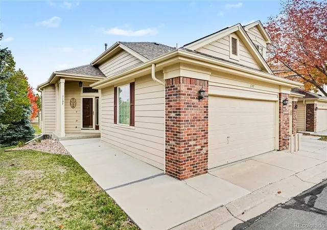 Photo 2 of Townhouse for sale at 3157 S Indiana St, Lakewood, CO 80228 | MLS# 2762922 | Listing updated on 2026-10-28