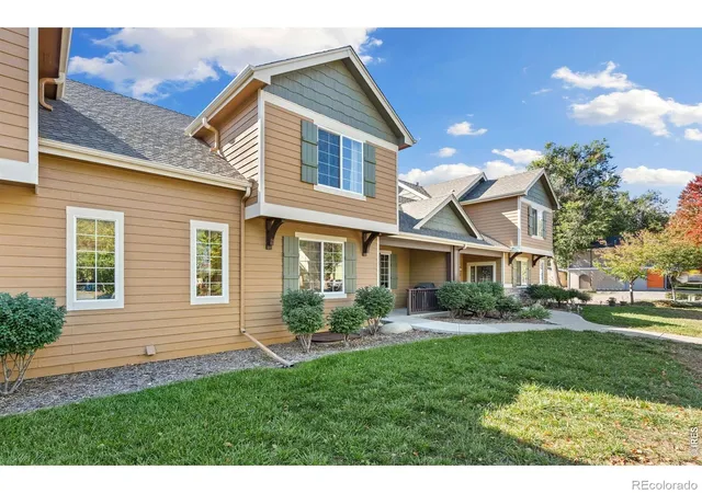 Photo 2 of Condo for sale at 607 Cowan St #2, Fort Collins, CO 80524 | MLS# IR1071009 | Listing updated on 2026-10-26