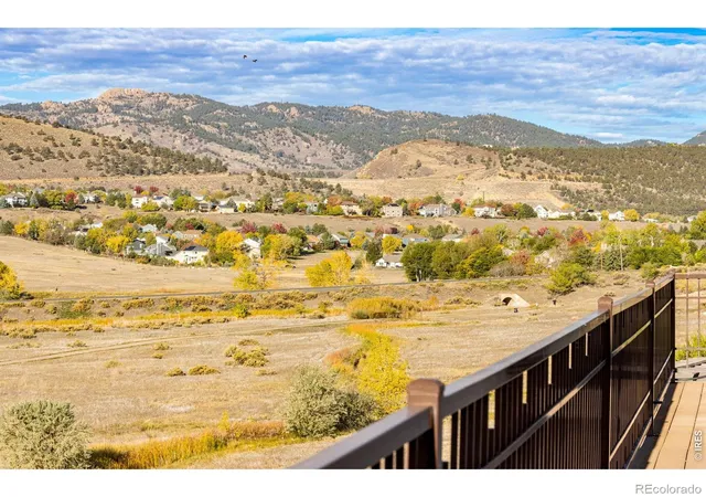 Photo 2 of Single family home for sale at 4833 Prairie Vista Dr, Fort Collins, CO 80526 | MLS# IR1071010 | Listing updated on 2026-10-22