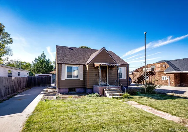 Single family home for sale at 523 Sherman St, Fort Morgan, CO 80701 | MLS# 1569718