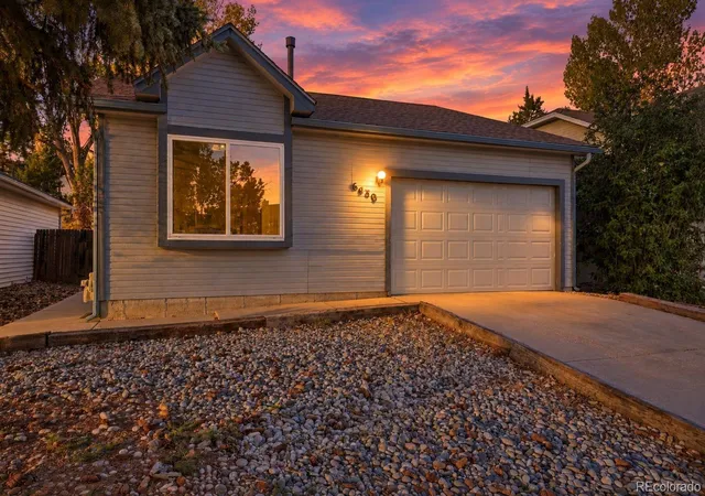 Photo 1 of Sale Pending at 6430 Lonsdale Dr, Colorado Springs, CO 80915 | MLS# 8408816 | Listing updated on 2026-10-26