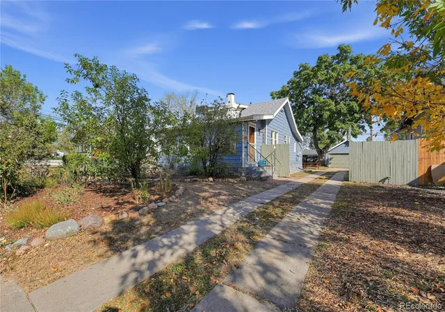 Photo 1 of Single family home for sale at 466 Lowell Blvd, Denver, CO 80204 | MLS# 2404670 | Listing updated on 2026-10-22