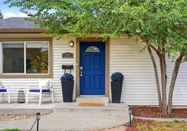 Photo 2 of Single family home for sale at 229 S Windsor Dr, Denver, CO 80219 | MLS# 8839683 | Listing updated on 2026-10-23