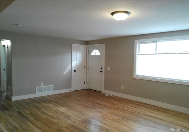 Photo 3 of Single family home for sale at 618 W Brookside St, Colorado Springs, CO 80905 | MLS# 9796511 | Listing updated on 2026-10-23