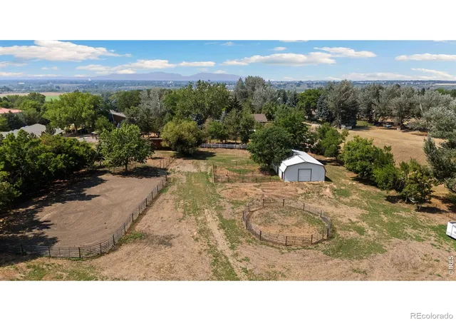 Photo 4 of Single family home for sale at 1216 King Dr, Loveland, CO 80537 | MLS# IR1071029 | Listing updated on 2026-10-24