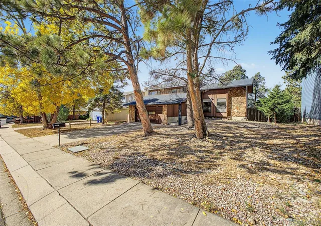 Photo 4 of Single family home for sale at 4332 Valencia Cir, Colorado Springs, CO 80917 | MLS# 6878766 | Listing updated on 2026-10-29