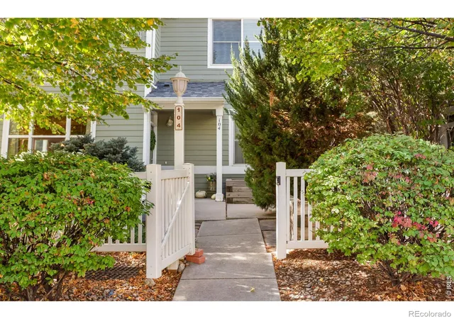 Listing Photo 4 - Condo for sale in building located at 2051 Grays Peak Dr, Loveland, CO 80538 - Unit #104