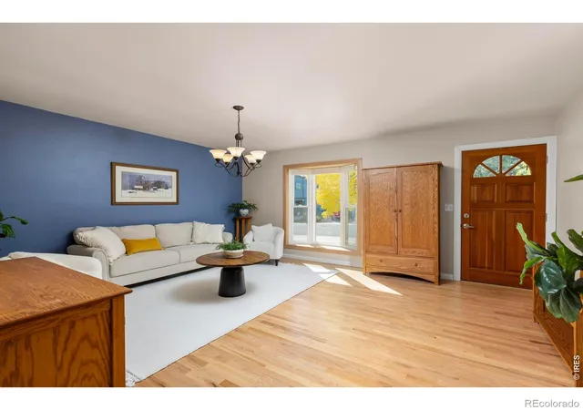 Photo 4 of Sale Pending at 1221 Picardy Pl, Lafayette, CO 80026 | MLS# IR1071041 | Listing updated on 2026-10-27