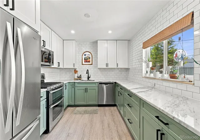 Photo 2 of Single family home for sale at 6142 Jellison Way, Arvada, CO 80004 | MLS# 4505461 | Listing updated on 2026-10-28