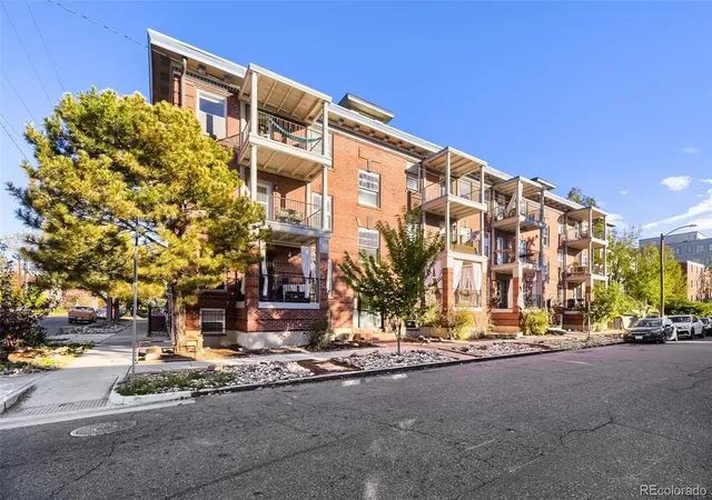 Listing Photo 1 - Condo for sale in building located at 1374 N Ogden St, Denver, CO 80218 - Unit #B