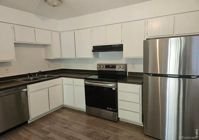 Photo 4 of House for sale at 1720-1722 Meadow St, Longmont, CO 80501 | MLS# IR1071058 | Listing updated on 2026-10-22