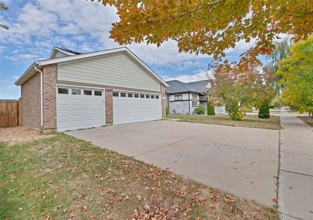 Photo 1 of Single family home for sale at 14543 E 26th Place, Aurora, CO 80011 | MLS# 5625520 | Listing updated on 2026-10-25