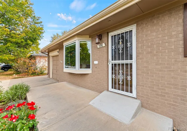 Photo 3 of Single family home for sale at 598 W Valleyview Ave, Littleton, CO 80120 | MLS# 2320786 | Listing updated on 2026-10-23