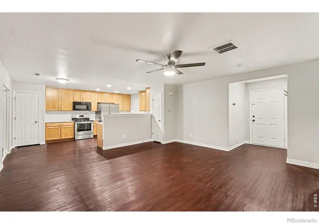 Photo 2 of Single family home for sale at 10695 Durango Pl, Longmont, CO 80504 | MLS# IR1071088 | Listing updated on 2026-10-22