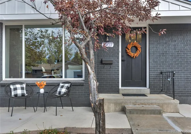 Photo 3 of Single family home for sale at 2907 E Weaver Ave, Centennial, CO 80121 | MLS# 2032064 | Listing updated on 2026-10-28
