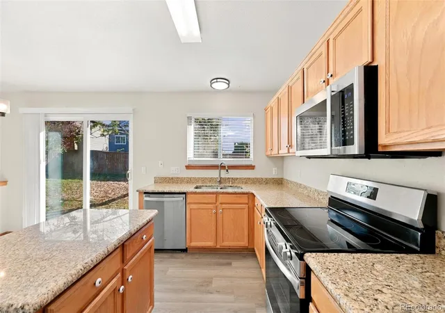 Photo 2 of Single family home for sale at 1062 Timbervale Trl, Highlands Ranch, CO 80129 | MLS# 2163060 | Listing updated on 2026-10-23