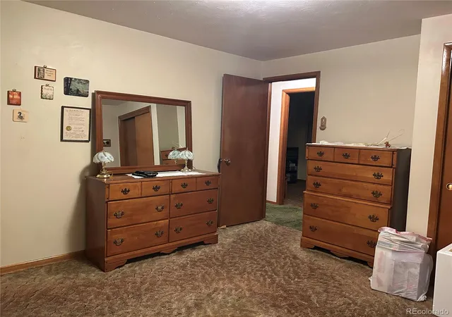 Photo 4 of Single family home for sale at 372 Emporia St, Aurora, CO 80010 | MLS# 5883214 | Listing updated on 2026-10-29