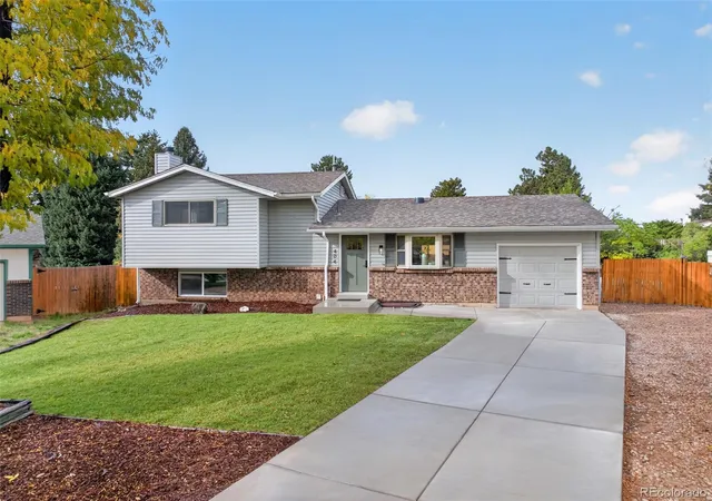 Single family home for sale at 404 Neptune Ct, Lone Tree, CO 80124 | MLS# 3959879