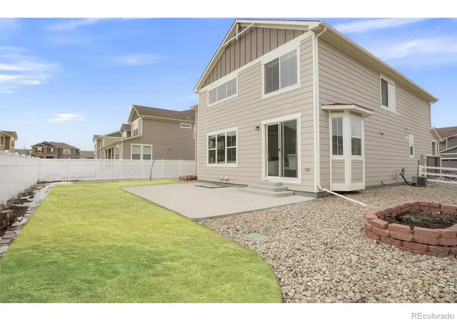 Photo 2 of Single family home for sale at 5107 Linda Pl, Longmont, CO 80503 | MLS# IR1071111 | Listing updated on 2026-10-23