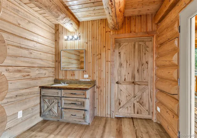 Photo 3 of Single family home for sale at 467 Coytote Ct, Cotopaxi, CO 81223 | MLS# 3264559 | Listing updated on 2026-10-26