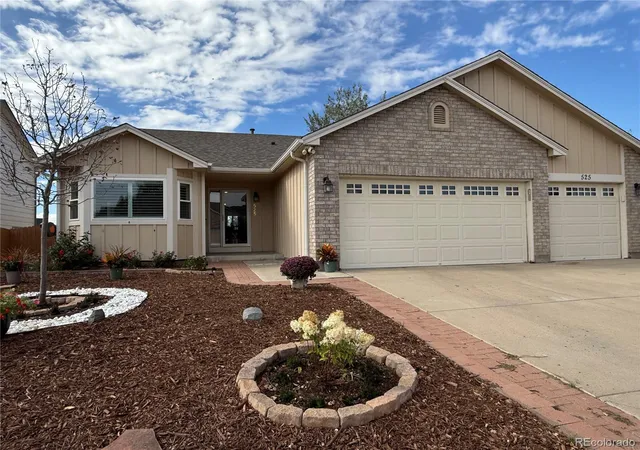 Photo 2 of Single family home for sale at 525 Badger Crk Dr, Brighton, CO 80601 | MLS# 9295893 | Listing updated on 2026-10-23