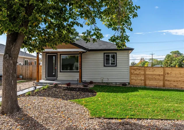 Photo 1 of Single family home for sale at 1689 Lansing St, Aurora, CO 80010 | MLS# 1644290 | Listing updated on 2026-10-23