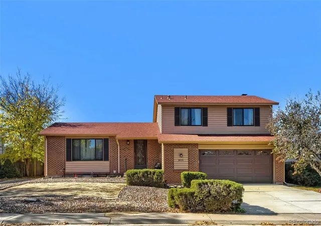 Photo 1 of Single family home for sale at 2615 S Crystal St, Aurora, CO 80014 | MLS# 2690984 | Listing updated on 2026-10-30