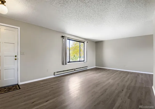 Photo 4 of Single family home for sale at 2615 S Crystal St, Aurora, CO 80014 | MLS# 2690984 | Listing updated on 2026-10-30