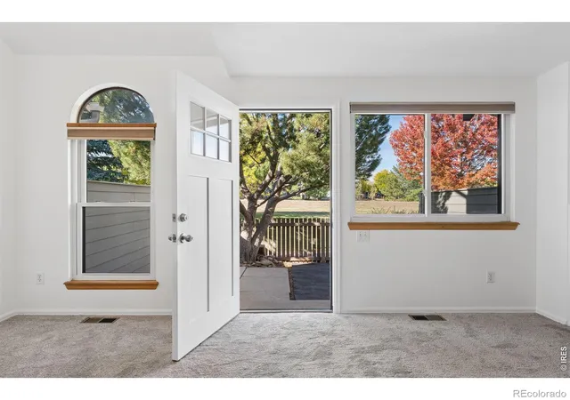 Listing Photo 5 - Condo for sale in building located at 371 S Taft Ct, Louisville, CO 80027 - Unit #9
