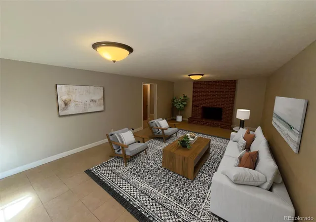 Photo 3 of Single family home for sale at 173 Del Mar Cir, Aurora, CO 80011 | MLS# 9164621 | Listing updated on 2026-10-28