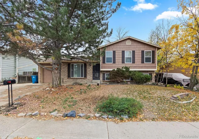 Photo 1 of Sale Pending at 18004 E Atlantic Dr, Aurora, CO 80013 | MLS# 5480785 | Listing updated on 2026-10-29