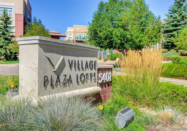 Listing Photo 2 - Condo for sale in building located at 5401 S Park Ter Ave, Greenwood Village, CO 80111 - Unit #210A