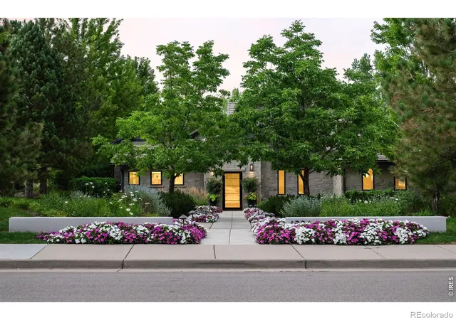 Photo 2 of Single family home for sale at 4201 Preserve Pkwy N, Greenwood Village, CO 80121 | MLS# IR1071130 | Listing updated on 2026-10-23