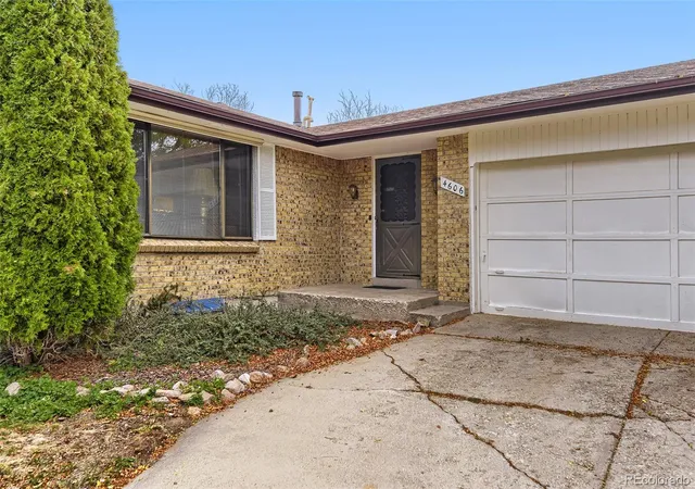 Photo 1 of Single family home for sale at 4606 E Peakview Ave, Centennial, CO 80121 | MLS# 9409156 | Listing updated on 2026-10-29