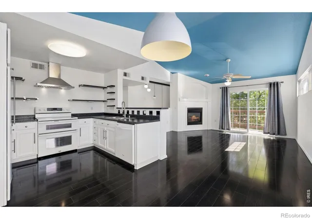 Photo 3 of Condo for sale at 3002 W Elizabeth St #E, Fort Collins, CO 80521 | MLS# IR1071138 | Listing updated on 2026-10-27