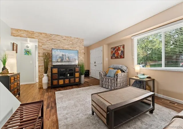 Photo 3 of Condo for sale at 754 S Youngfield Ct, Lakewood, CO 80228 | MLS# 4983012 | Listing updated on 2026-10-27