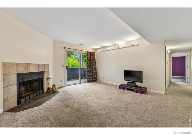 Photo 3 of Condo for sale at 4654 White Rock Cir #4, Boulder, CO 80301 | MLS# IR1071142 | Listing updated on 2026-10-23