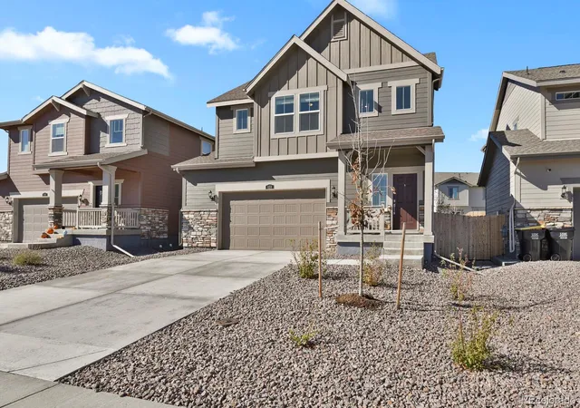 Photo 1 of Single family home for sale at 659 Yankee Boy Loop, Elizabeth, CO 80107 | MLS# 4269644 | Listing updated on 2026-10-28