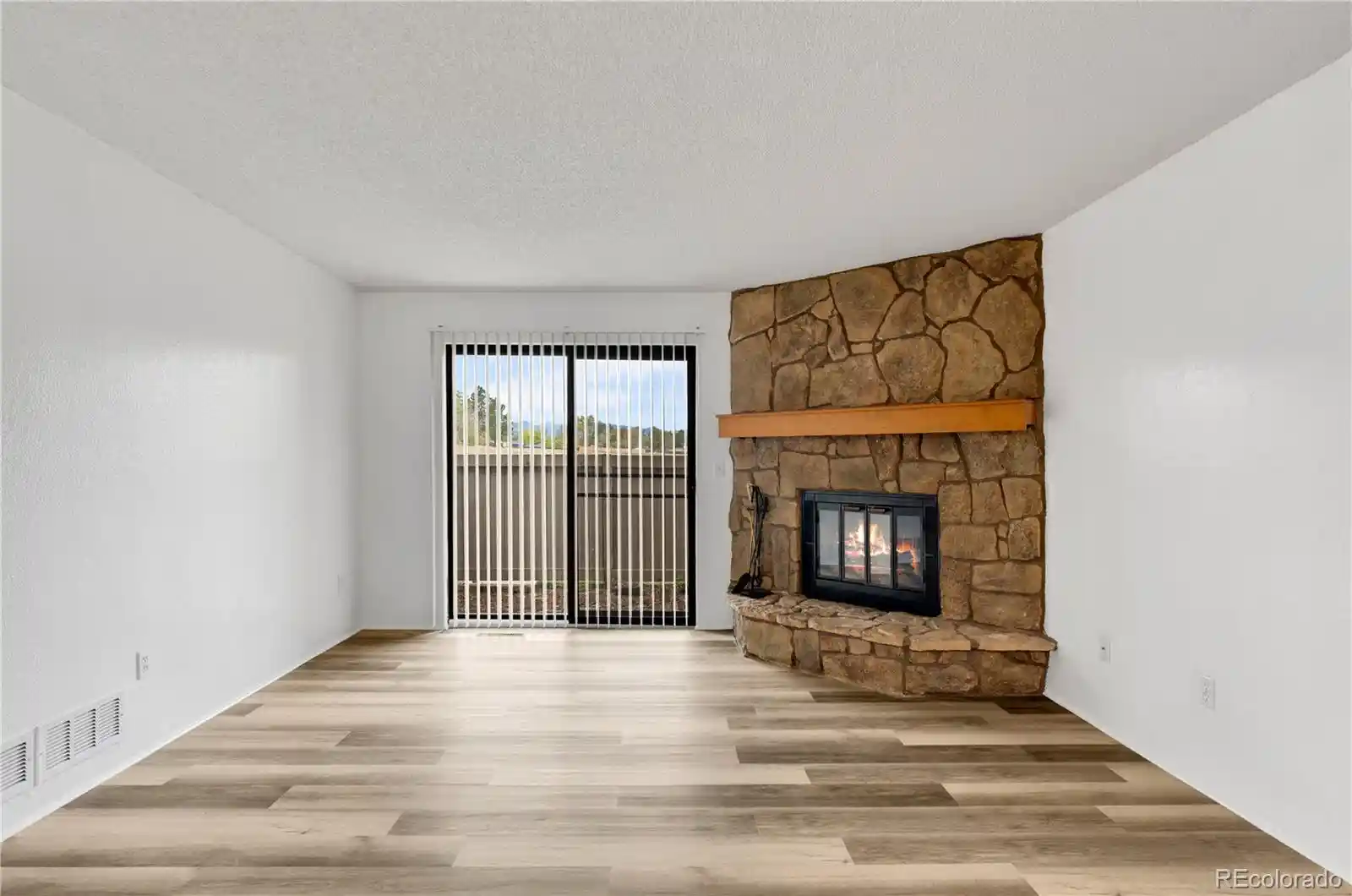 Listing Photo 2 - Condo for sale in 7870 W 87th Dr located at 7870 W 87th Dr, Westminster, CO 80005 - Unit 7870 W 87th Drive