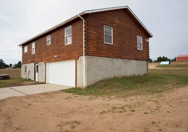 Photo 3 of Single family home for sale at 20071 W Thunder Rd, Colorado Springs, CO 80908 | MLS# 7013579 | Listing updated on 2026-10-29