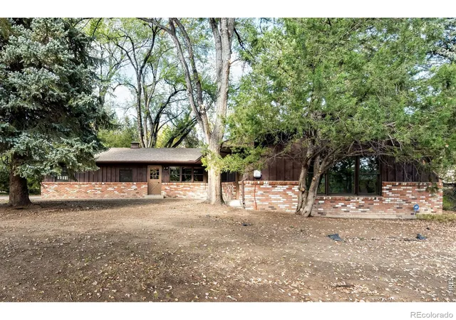 Photo 3 of Single family home for sale at 5511 Pioneer Rd, Boulder, CO 80301 | MLS# IR1071165 | Listing updated on 2026-10-28
