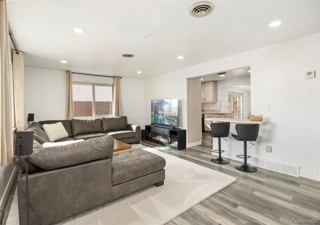 Photo 4 of Single family home for sale at 25 S Winona Ct, Denver, CO 80219 | MLS# 2449575 | Listing updated on 2026-10-29