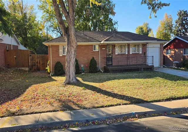 Single family home for sale at 7105 S Lincoln St, Centennial, CO 80122 | MLS# 3869234