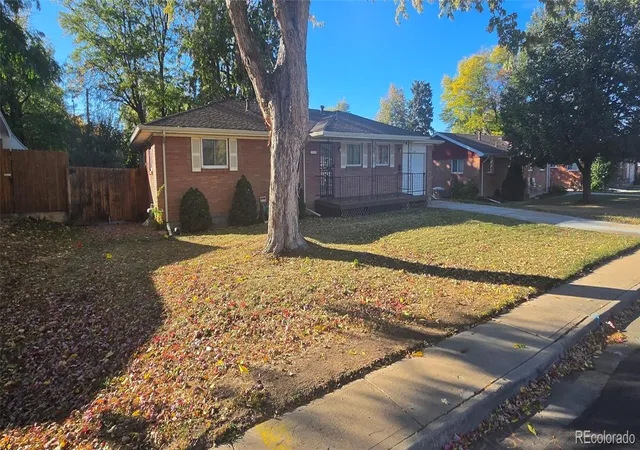 Photo 1 of Single family home for sale at 7105 S Lincoln St, Centennial, CO 80122 | MLS# 3869234 | Listing updated on 2026-10-27