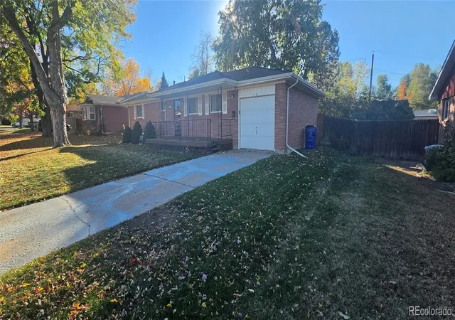 Photo 2 of Single family home for sale at 7105 S Lincoln St, Centennial, CO 80122 | MLS# 3869234 | Listing updated on 2026-10-27