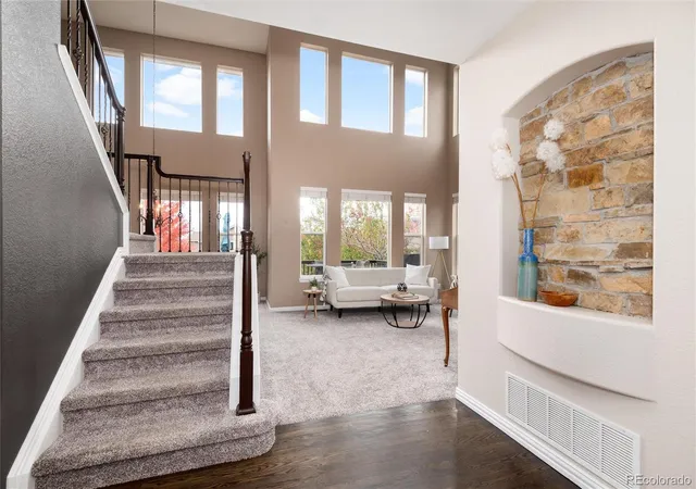 Photo 4 of Single family home for sale at 9782 W Athens Ln, Littleton, CO 80127 | MLS# 8866525 | Listing updated on 2026-10-30